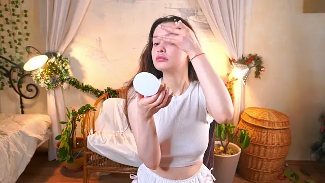 EvaDowe online show from February 17, 4:42 am