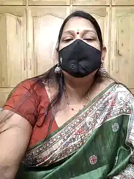 Snapshot of sutari84 chatting on July 13, 3:26 pm sutari84 online show from July 13, 3:26 pm