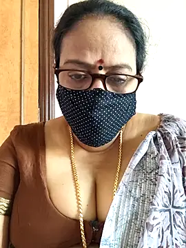 Snapshot of heera-rani chatting on September 18, 4:47 am heera-rani online show from September 18, 4:47 am