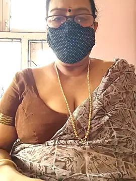 Snapshot of heera-rani chatting on September 26, 3:10 am heera-rani online show from September 26, 3:10 am