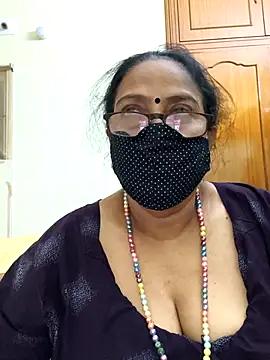 Snapshot of heera-rani chatting on October 6, 12:46 pm heera-rani online show from October 6, 12:46 pm