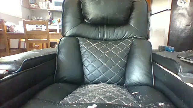 Snapshot of Dico420 chatting on July 10, 3:36 pm Dico420 online show from July 10, 3:36 pm