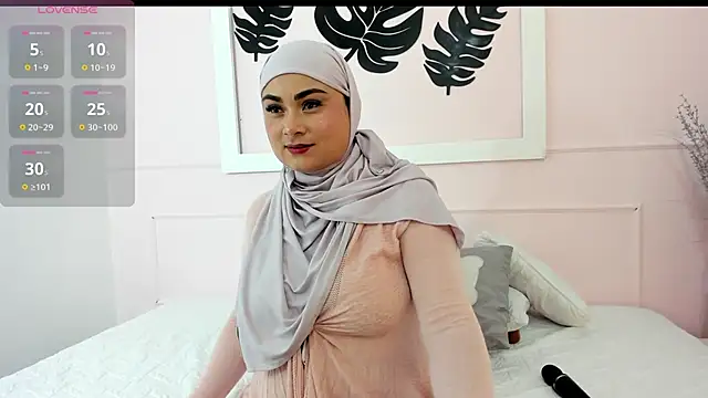 azaharaaa  online show from September 19, 11:44 am