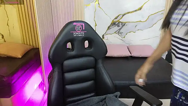 Lexy tay online show from May 28, 12:02 pm