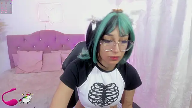 Snapshot of HANNI_TAY chatting on November 25, 11:43 am HANNI TAY online show from November 25, 11:43 am