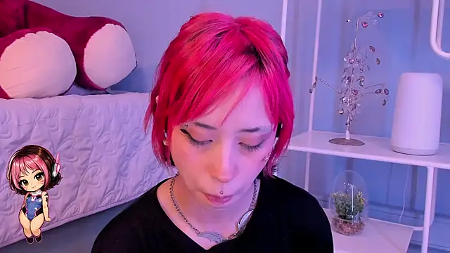 Snapshot of Hannahpage chatting on May 28, 12:24 pm Hannahpage online show from May 28, 12:24 pm