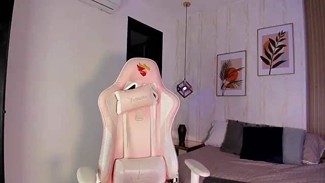 Ayleen Dunkan online show from October 16, 12:39 pm