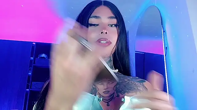 Snapshot of deborahotts chatting on March 29, 7:30 am deborahotts online show from March 29, 7:30 am