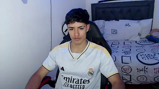 jacobbiker online show from April 9, 4:56 am