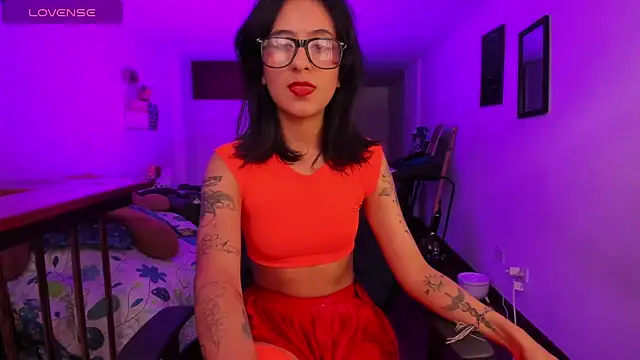 Snapshot of atenea_dragon__ chatting on October 3, 7:44 pm atenea dragon online show from October 3, 7:44 pm
