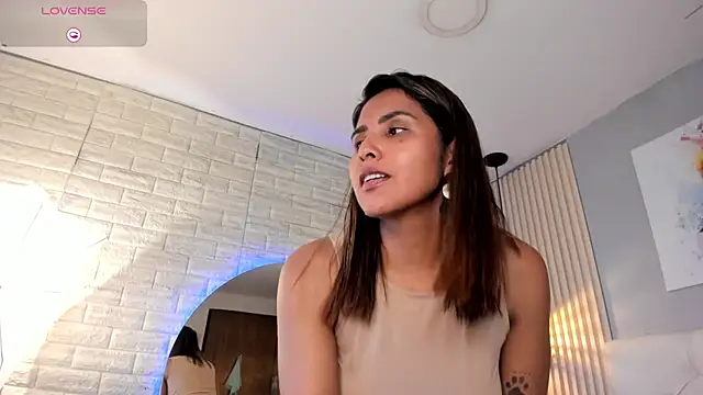 scarletbaker  online show from September 26, 7:07 pm