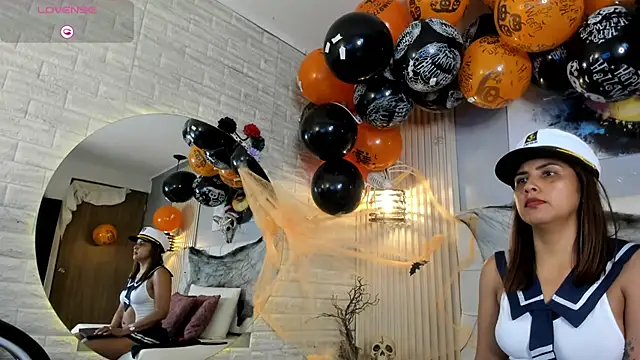 scarletbaker  online show from October 23, 6:39 pm