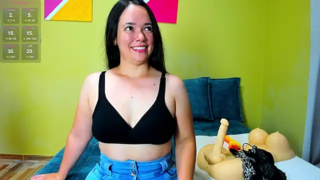 Snapshot of loreen_grey chatting on November 2, 8:22 pm loreen grey online show from November 2, 8:22 pm