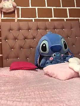 Rachellcooperrr online show from March 4, 3:51 pm