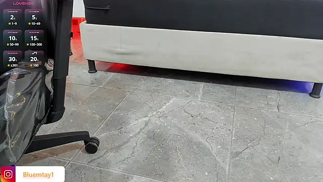 BLUE TAY1 online show from March 3, 11:38 am