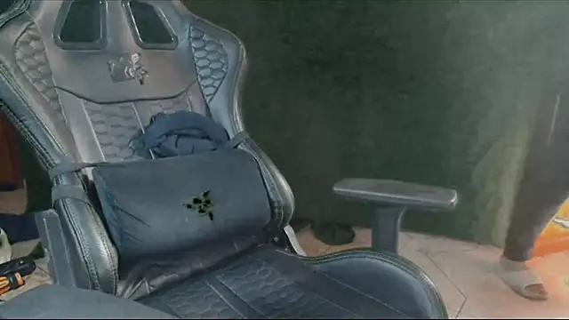 JUSTFORRICH online show from April 2, 4:48 pm