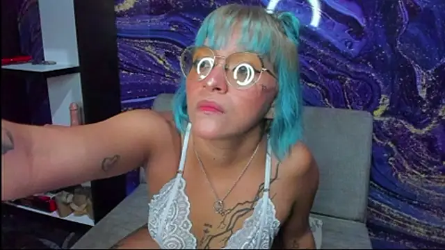 Snapshot of Brutal_FullUrgia69 chatting on November 21, 1:21 pm Brutal FullUrgia69 online show from November 21, 1:21 pm