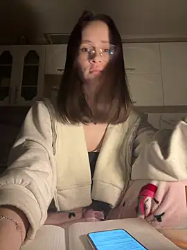 MartaBrent online show from February 18, 9:00 pm