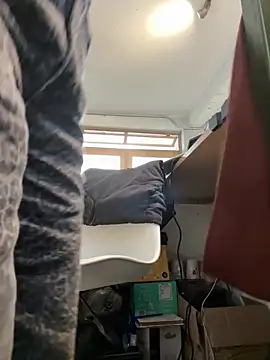 sisylucky online show from April 15, 5:42 pm