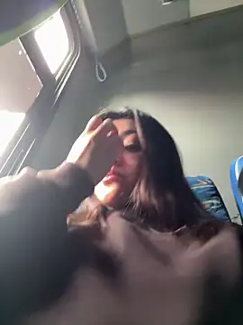 sisylucky online show from April 19, 6:07 pm