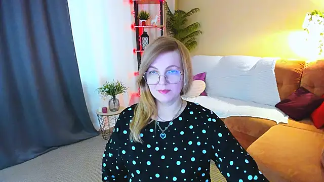 YourUniverser online show from April 23, 12:29 pm