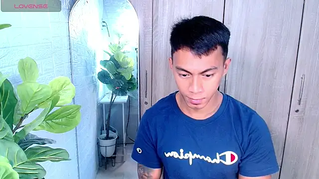 PinooyMilker online show from April 7, 1:17 am