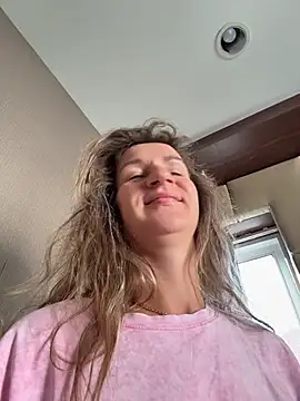 Snapshot of EvvaMur chatting on November 28, 1:41 am EvvaMur online show from November 28, 1:41 am