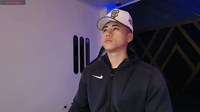 Draven Marceaux online show from March 26, 11:16 am