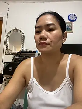 Snapshot of wildpussycat69 chatting on October 12, 8:35 am wildpussycat69 online show from October 12, 8:35 am