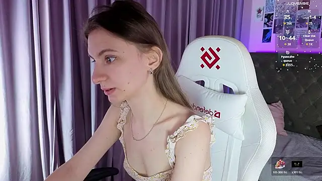 kaleriyaa  online show from March 11, 1:55 am