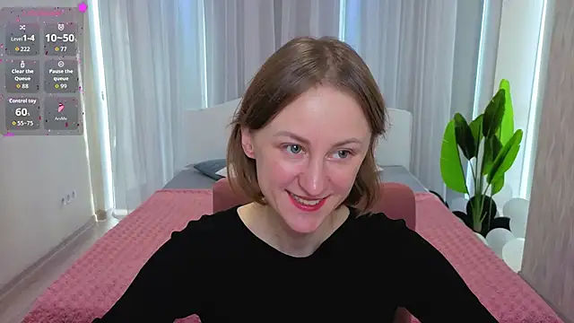 LuluChiiii online show from November 17, 10:54 am