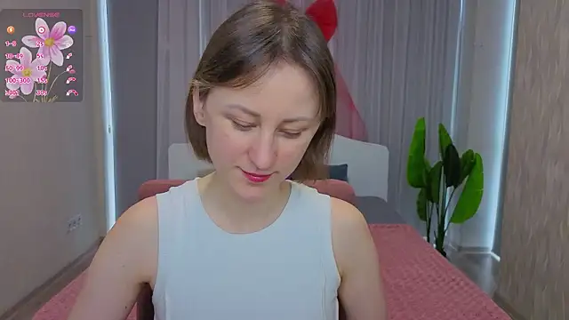 LuluChiiii online show from February 27, 11:21 am