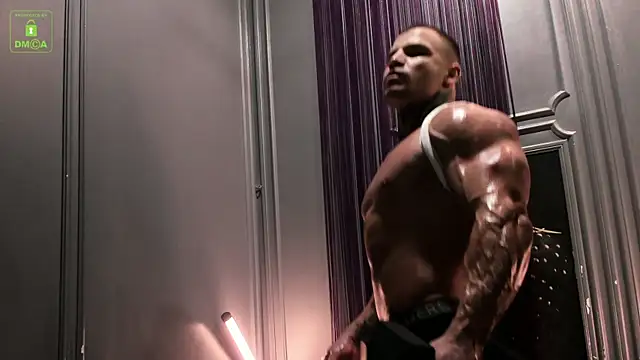 Snapshot of OliverSport chatting on January 30, 3:40 pm OliverSport online show from January 30, 3:40 pm