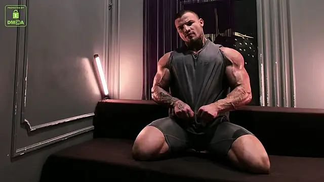 Snapshot of OliverSport chatting on March 4, 3:48 pm OliverSport online show from March 4, 3:48 pm