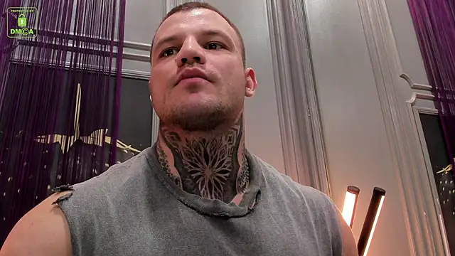 Snapshot of OliverSport chatting on March 13, 10:47 am OliverSport online show from March 13, 10:47 am