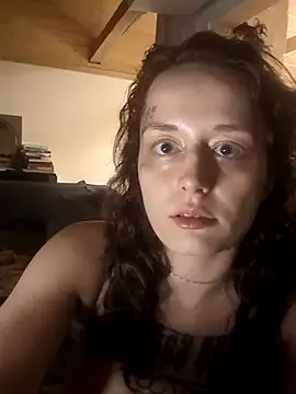 marijacucu online show from October 28, 9:17 pm