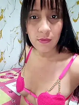 Snapshot of Thaamara_09 chatting on November 7, 3:28 am Thaamara 09 online show from November 7, 3:28 am