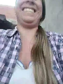 Nala1986 online show from December 14, 10:25 pm