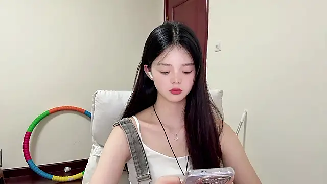 Nicole-13 online show from June 3, 2:33 pm