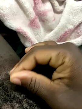 Snapshot of midravelta chatting on September 15, 7:14 pm midravelta online show from September 15, 7:14 pm