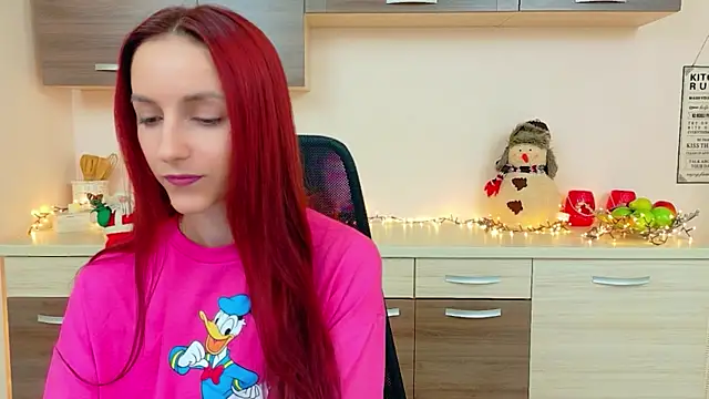 Julia Jae online show from January 8, 7:32 am