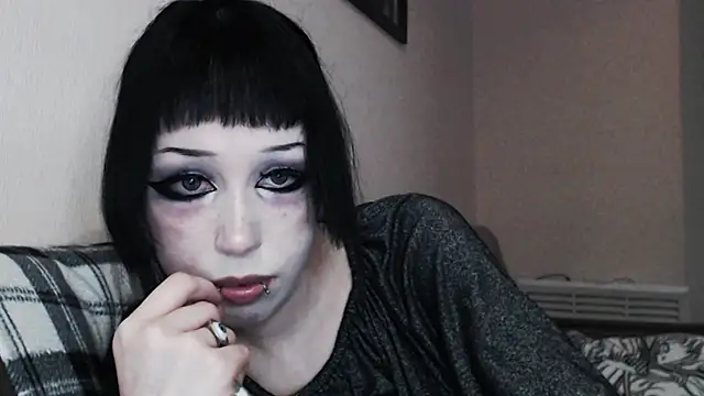 Snapshot of _LUCY_LAVE chatting on October 27, 10:58 pm  LUCY LAVE online show from October 27, 10:58 pm