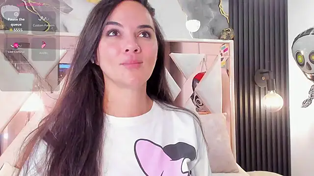 Alijohansonn online show from October 31, 4:08 pm