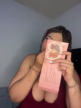 Snapshot of SamanthaaReed chatting on September 27, 11:43 pm SamanthaaReed online show from September 27, 11:43 pm