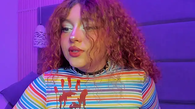 Snapshot of SamanthaaReed chatting on October 17, 4:15 am SamanthaaReed online show from October 17, 4:15 am