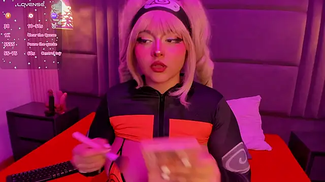 Snapshot of SamanthaaReed chatting on October 19, 8:53 pm SamanthaaReed online show from October 19, 8:53 pm