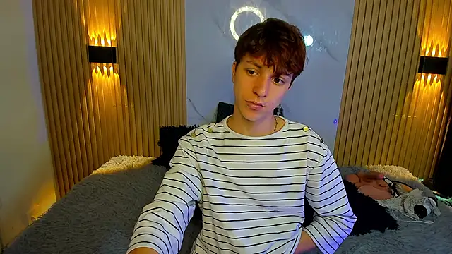 Snapshot of IM_DAREN chatting on September 28, 12:21 pm IM DAREN online show from September 28, 12:21 pm