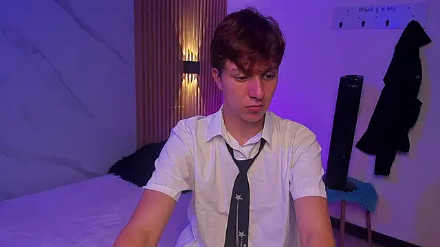 Snapshot of IM_DAREN chatting on October 3, 12:02 pm IM DAREN online show from October 3, 12:02 pm