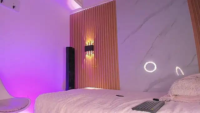 Snapshot of IM_DAREN chatting on November 10, 3:27 am IM DAREN online show from November 10, 3:27 am