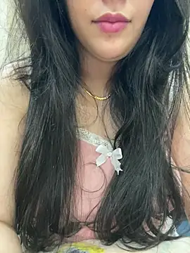 Snapshot of Bold-arabic-vibes chatting on March 21, 11:30 pm Bold-arabic-vibes online show from March 21, 11:30 pm